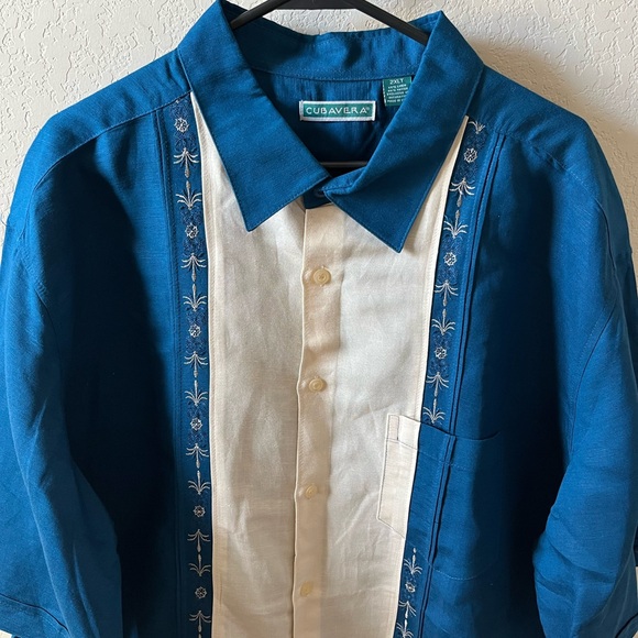 Cubavera Men’s Guayabera Shirt | 2XLT | Cream & Blue | Short Sleeve | NWT - Picture 2 of 9